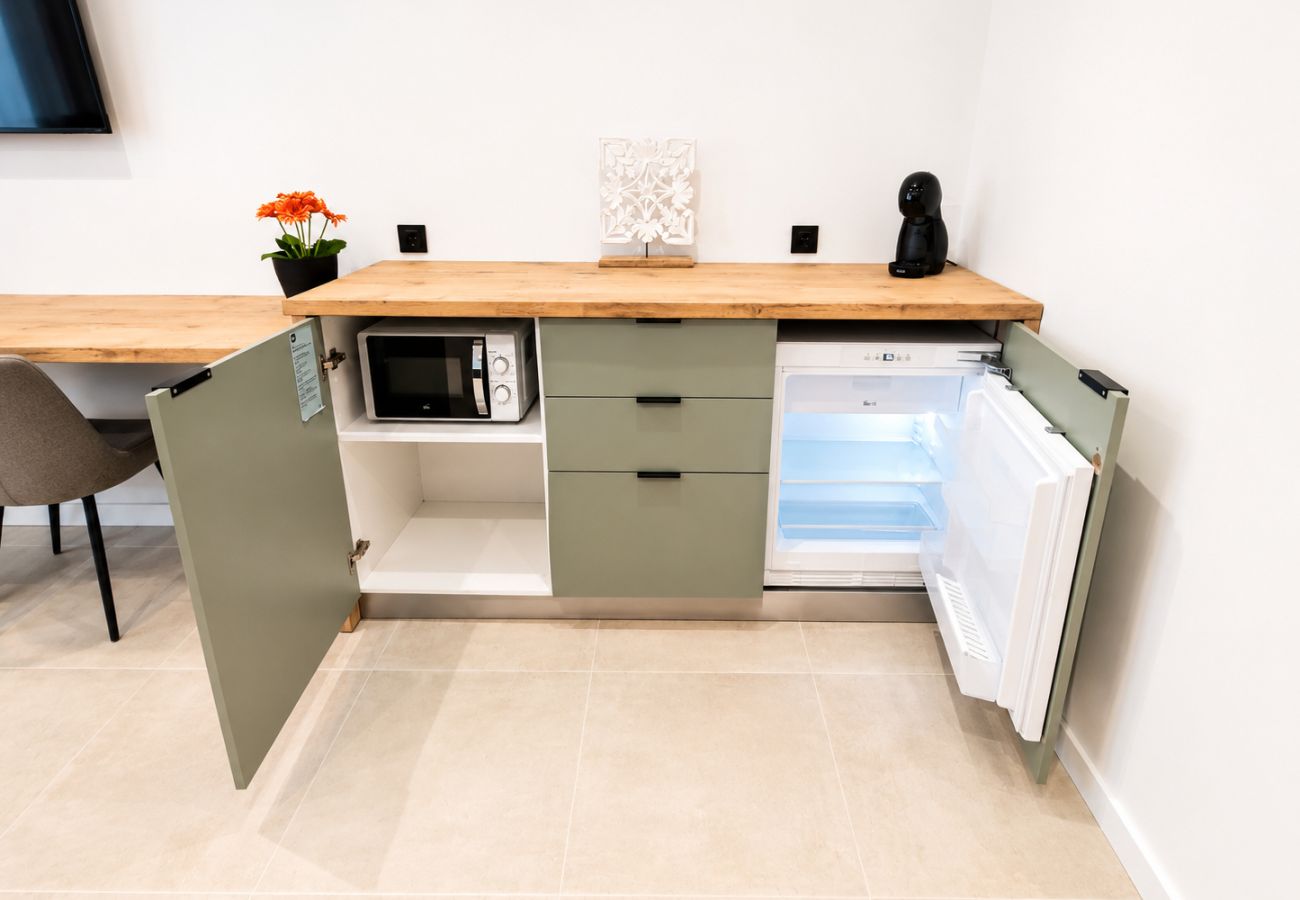 Alquiler por habitaciones en Vinaroz / Vinaros - AH Rentals - Smart Living.  Suite Deluxe