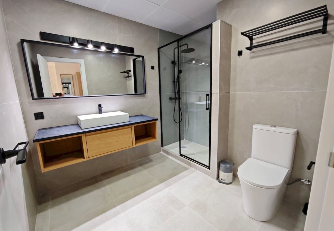Alquiler por habitaciones en Vinaroz / Vinaros - AH Rentals - Smart Living. Habitación Doble 