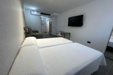 Rent by room in Vinaroz / Vinaros - SUITES 101