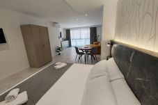 Rent by room in Vinaroz / Vinaros - 108 SUITE