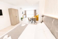 Rent by room in Vinaroz / Vinaros - 108 SUITE