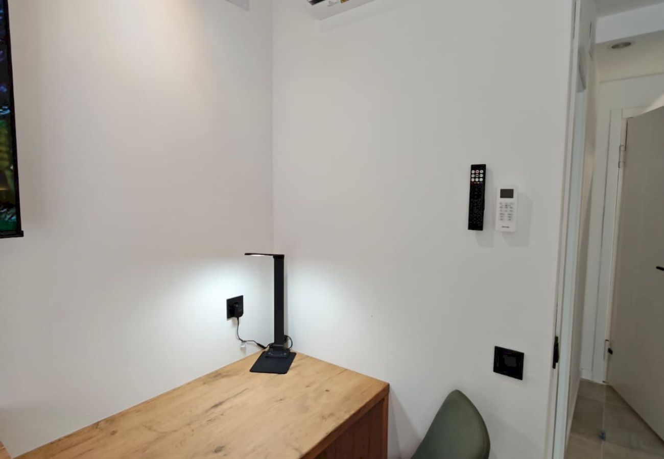 Rent by room in Vinaroz / Vinaros - AH Rentals - Smart Living. Doble Room